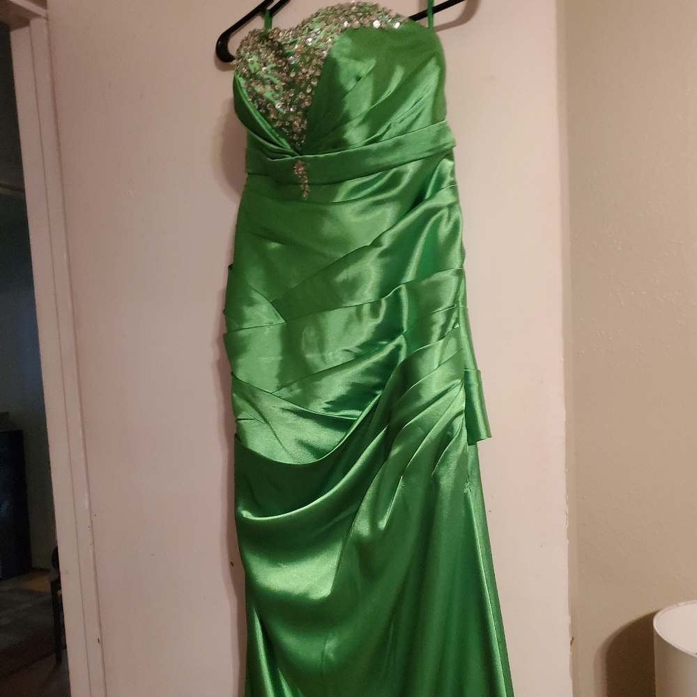 Prom dress